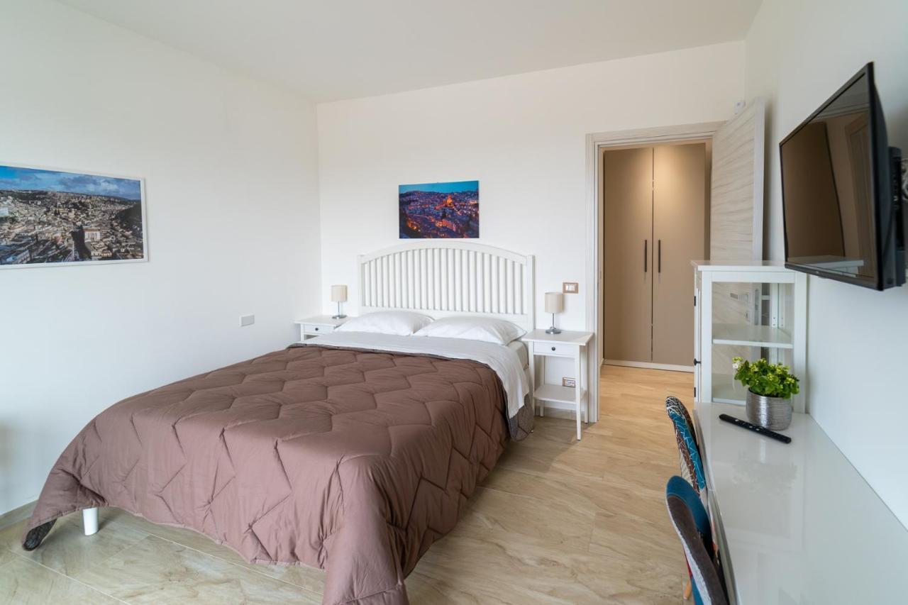 Nni Mia Hotel Modica Buitenkant foto