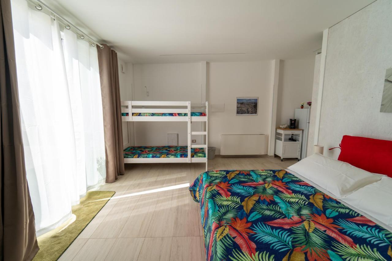 Nni Mia Hotel Modica Buitenkant foto